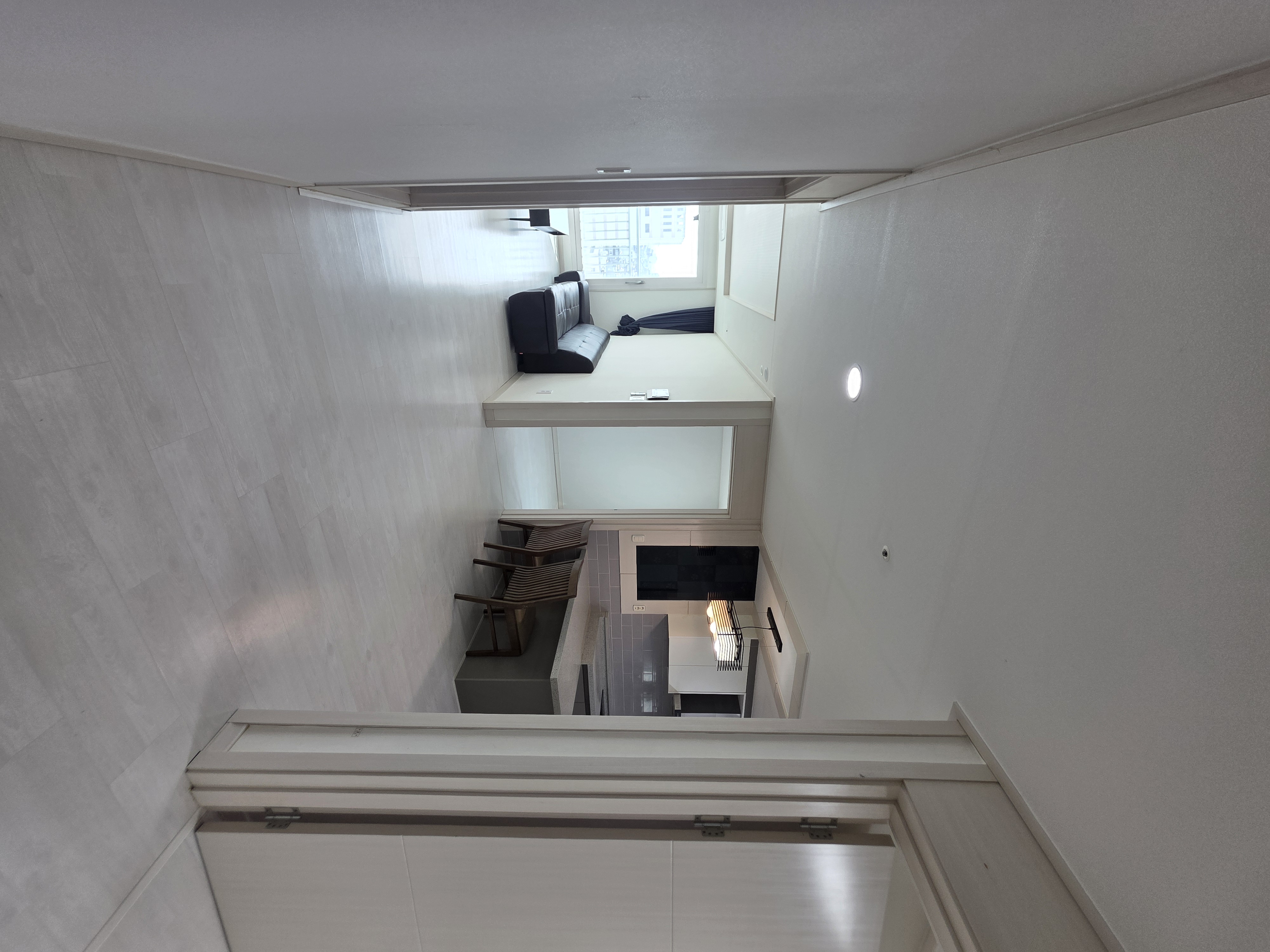 Madison SQ 3 living room